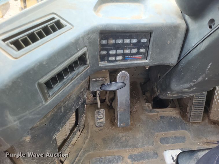 image for item DO4828 2002 Komatsu  WA250PT-3MC wheel loader