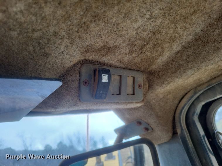 image for item DO4828 2002 Komatsu  WA250PT-3MC wheel loader