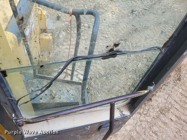 image for item DO4828 2002 Komatsu  WA250PT-3MC wheel loader