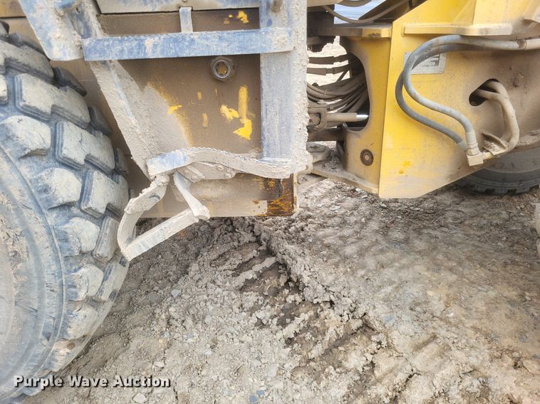 image for item DO4828 2002 Komatsu  WA250PT-3MC wheel loader