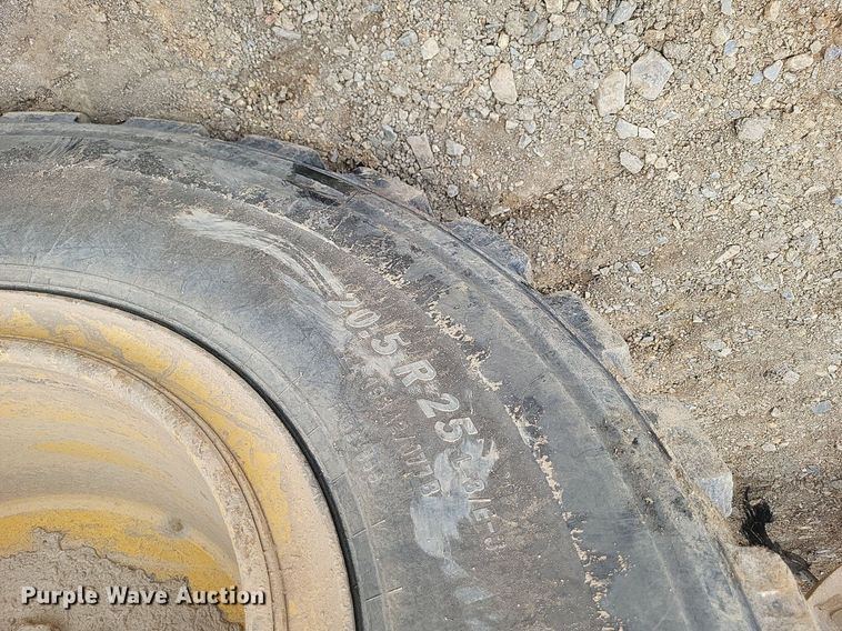 image for item DO4828 2002 Komatsu  WA250PT-3MC wheel loader