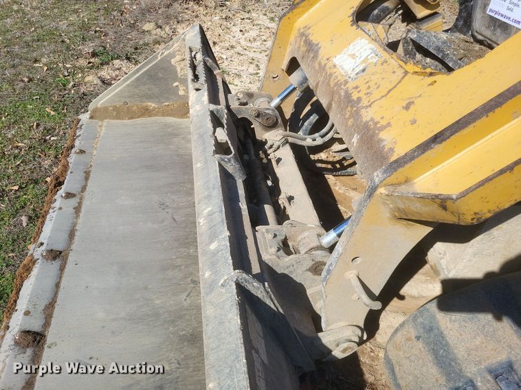 image for item DO4829 2014 Caterpillar 289D tracked skid steer loader