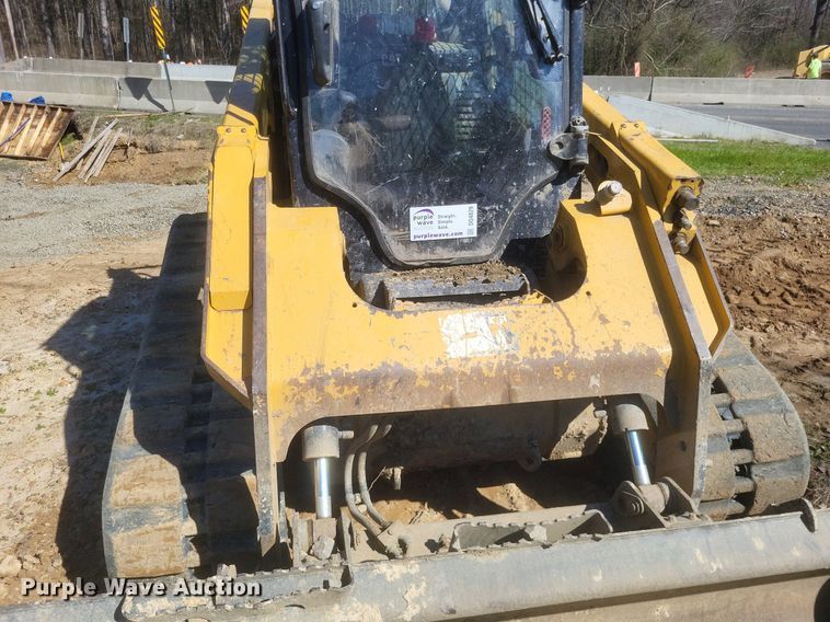 image for item DO4829 2014 Caterpillar 289D tracked skid steer loader