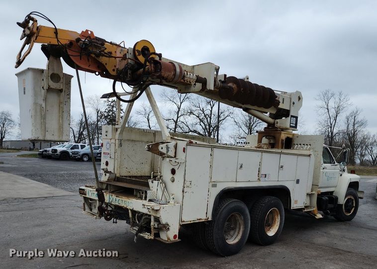 image for item DP1299 1985 Ford FT8000 digger derrick truck
