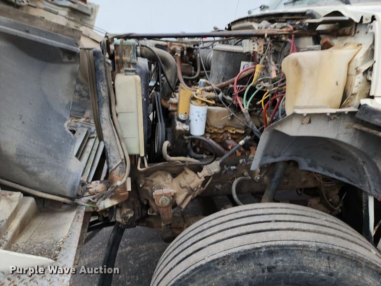 image for item DP1299 1985 Ford FT8000 digger derrick truck