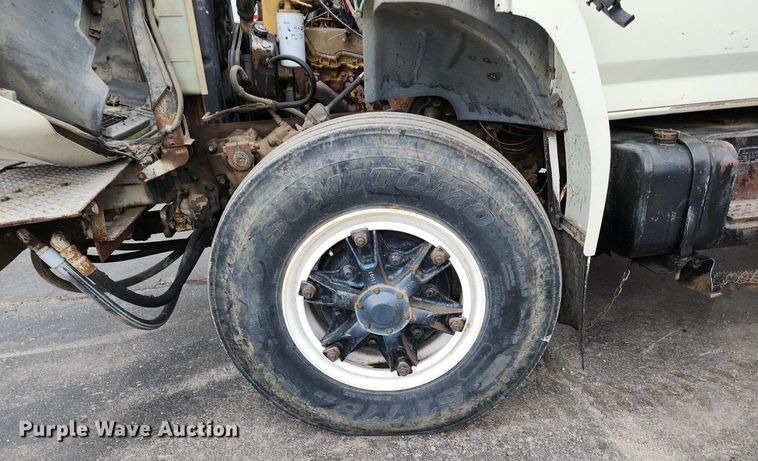 image for item DP1299 1985 Ford FT8000 digger derrick truck