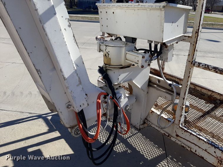 image for item DP2590 Snorkelift ATB60 boom lift