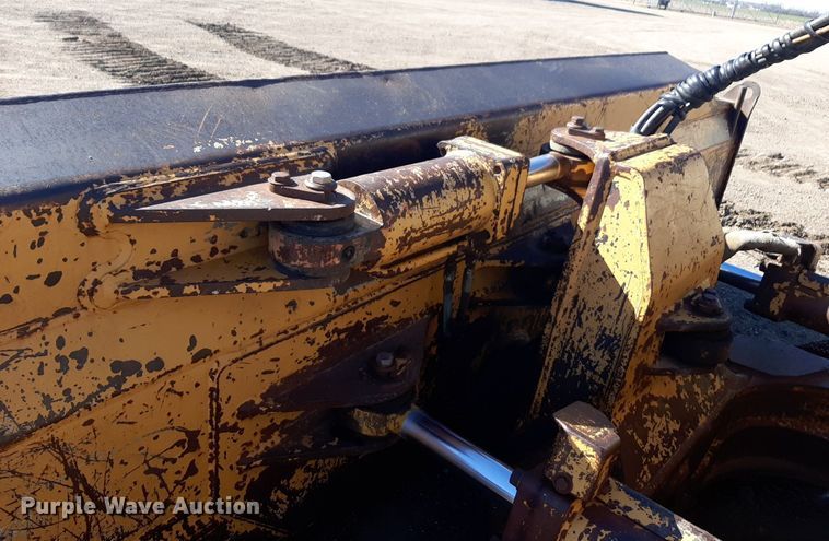 image for item DP2592 2000 John Deere 850C LGP dozer