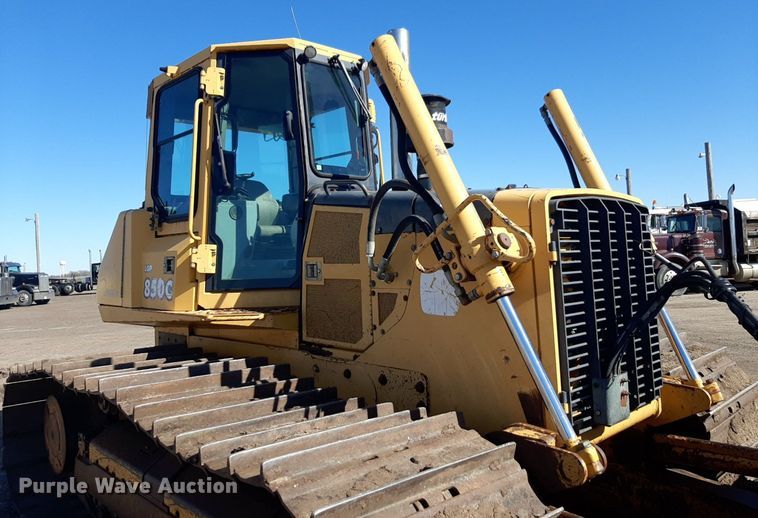 image for item DP2592 2000 John Deere 850C LGP dozer