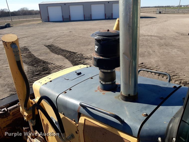 image for item DP2592 2000 John Deere 850C LGP dozer