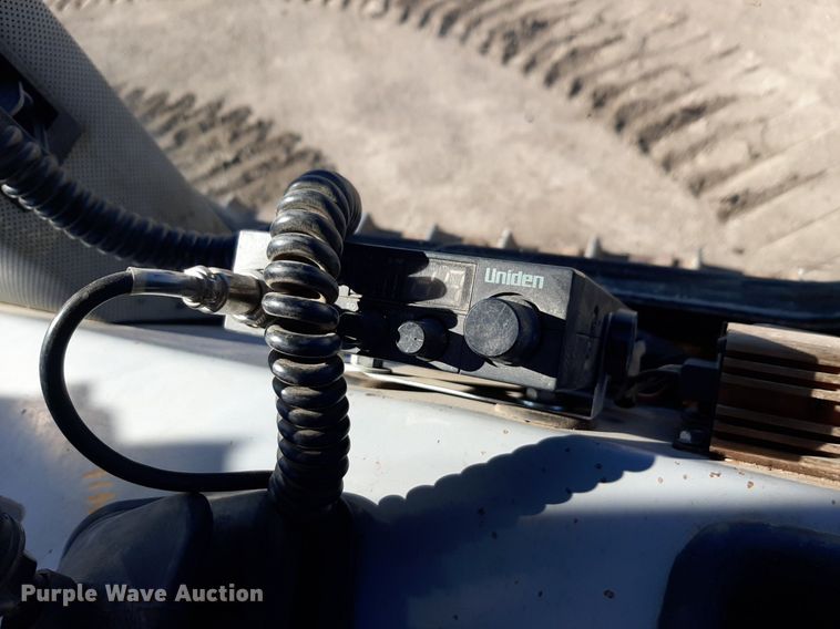 image for item DP2592 2000 John Deere 850C LGP dozer