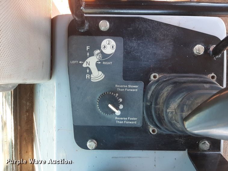 image for item DP2592 2000 John Deere 850C LGP dozer