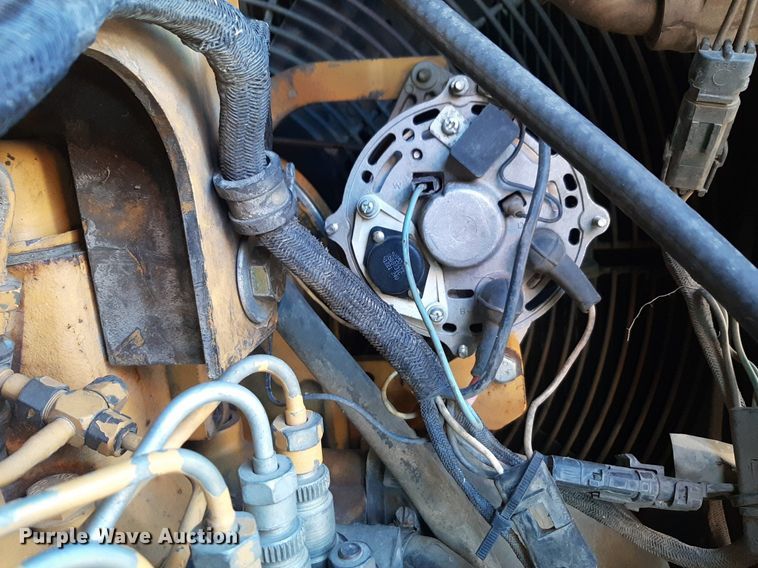 image for item DP2592 2000 John Deere 850C LGP dozer