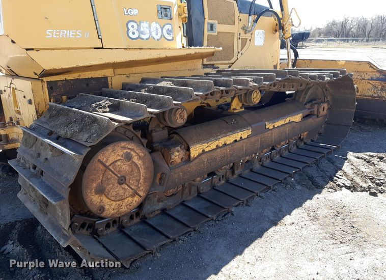image for item DP2592 2000 John Deere 850C LGP dozer