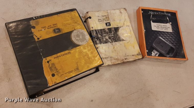 image for item DP2592 2000 John Deere 850C LGP dozer