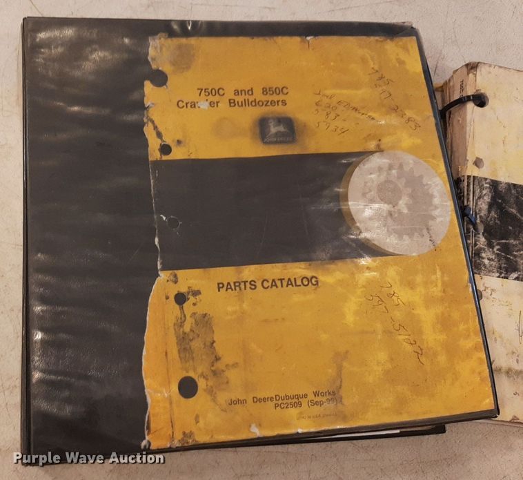 image for item DP2592 2000 John Deere 850C LGP dozer