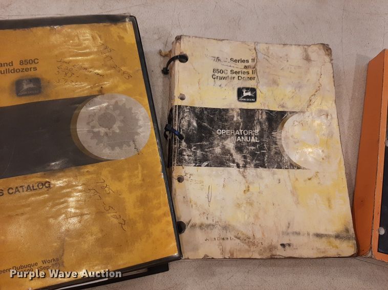 image for item DP2592 2000 John Deere 850C LGP dozer