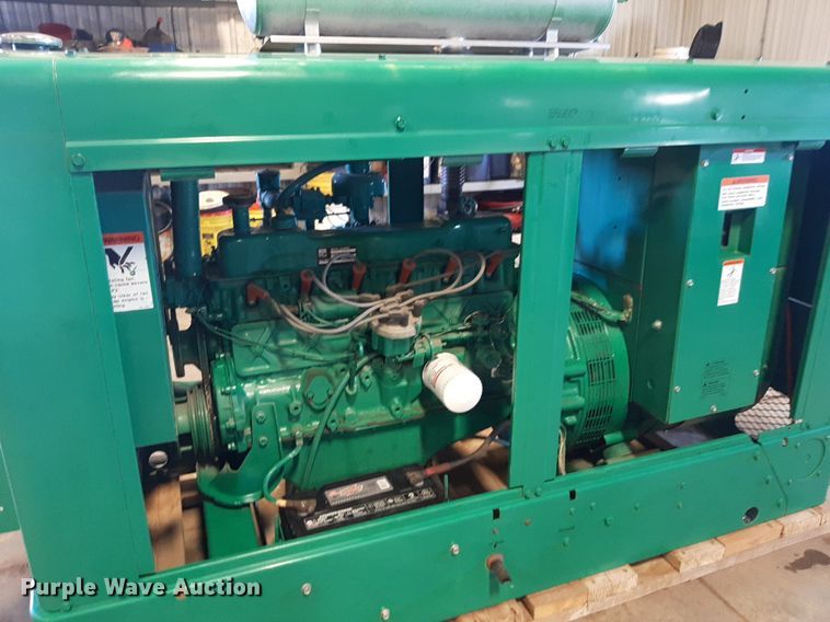 image for item DP2593 Onan 30EK L28807R generator