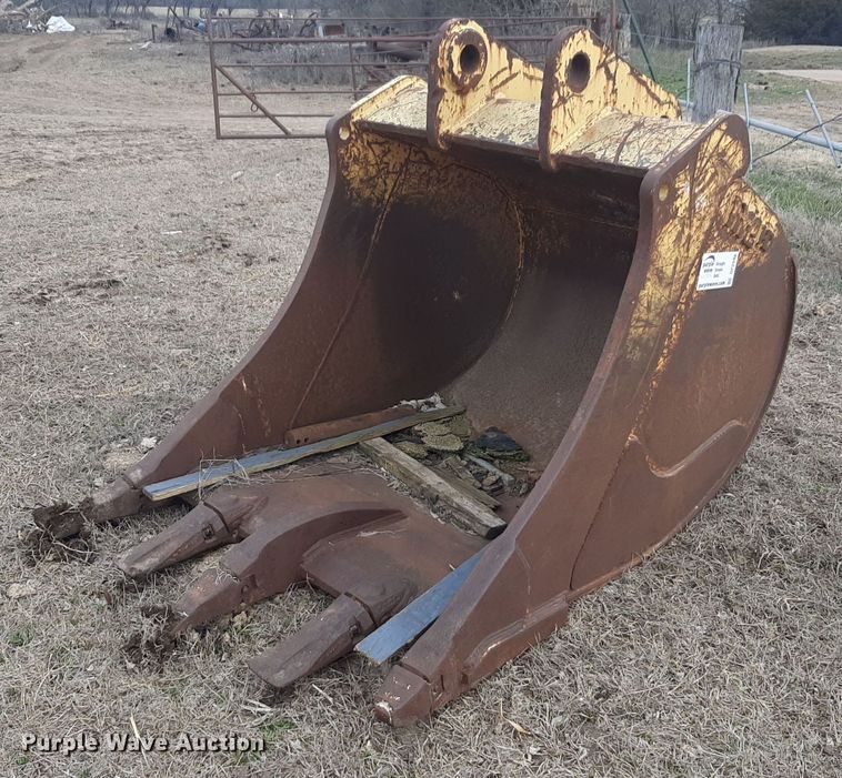 image for item DP2598 NYE PC228 excavator bucket