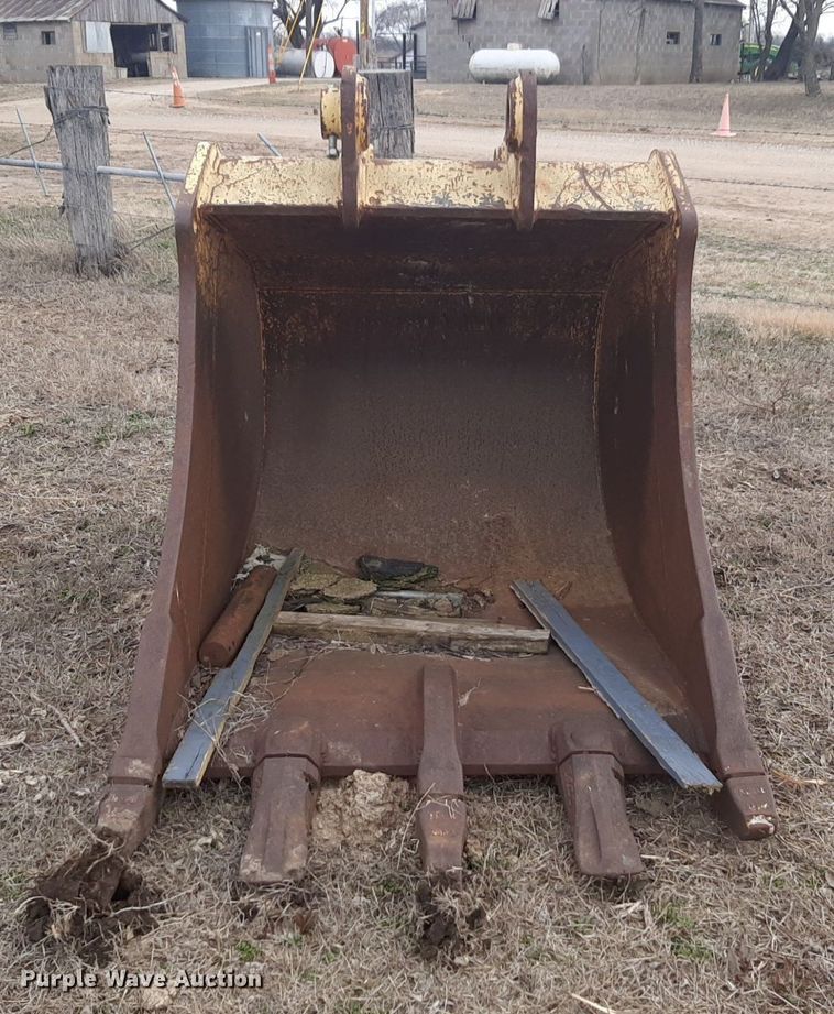 image for item DP2598 NYE PC228 excavator bucket