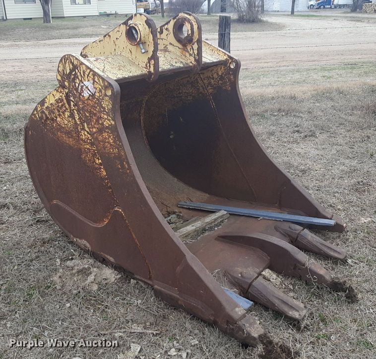 image for item DP2598 NYE PC228 excavator bucket
