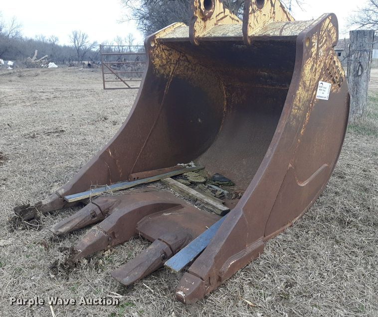 image for item DP2598 NYE PC228 excavator bucket