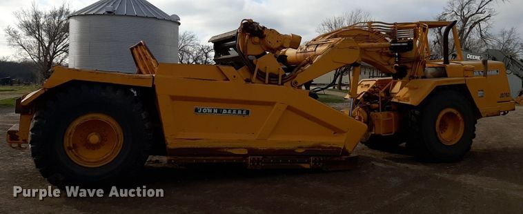 image for item DP2708 1979 John Deere 762 elevating scraper