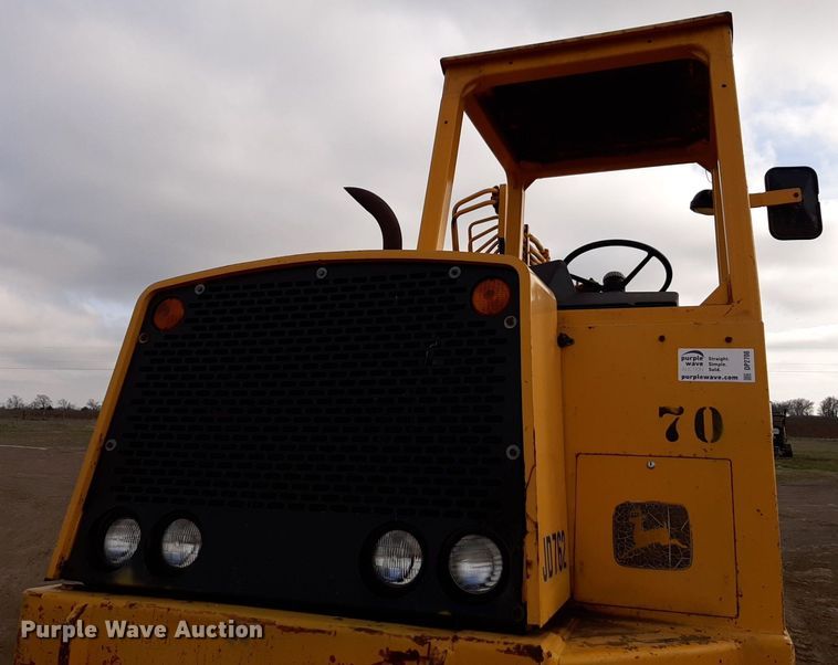 image for item DP2708 1979 John Deere 762 elevating scraper