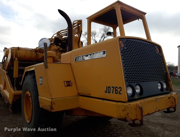 image for item DP2708 1979 John Deere 762 elevating scraper