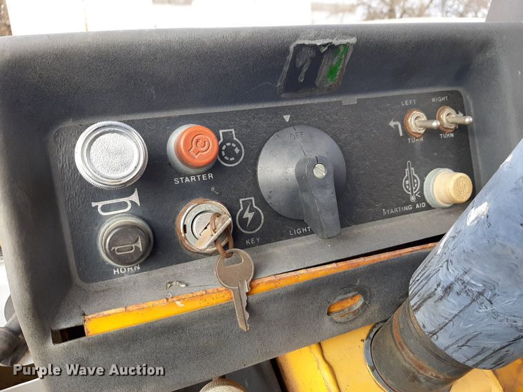 image for item DP2708 1979 John Deere 762 elevating scraper