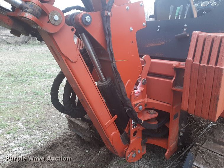 image for item DP2711 2009 Ditch Witch HT115 cable plow