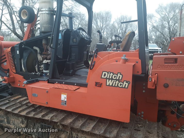 image for item DP2711 2009 Ditch Witch HT115 cable plow