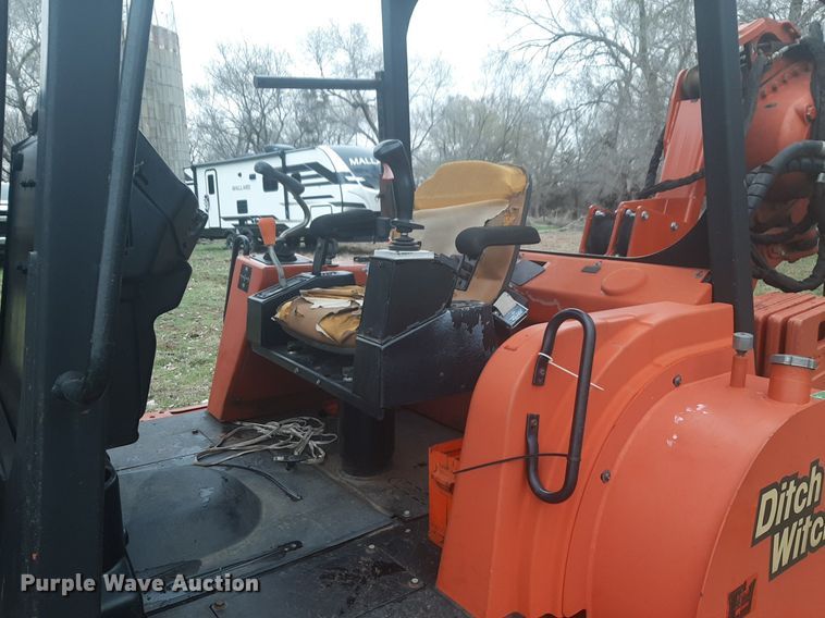 image for item DP2711 2009 Ditch Witch HT115 cable plow