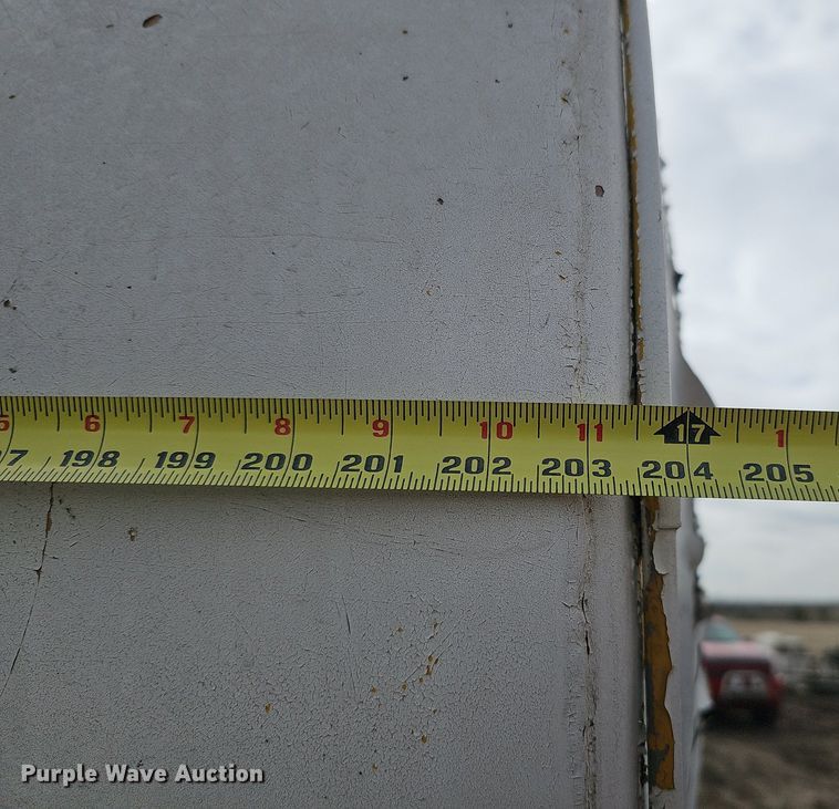 image for item DQ0281 1969 GMC 7500 fuel / lube truck