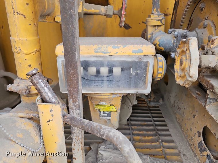 image for item DQ0281 1969 GMC 7500 fuel / lube truck