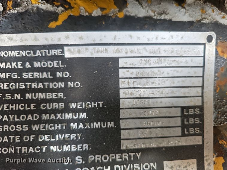 image for item DQ0281 1969 GMC 7500 fuel / lube truck