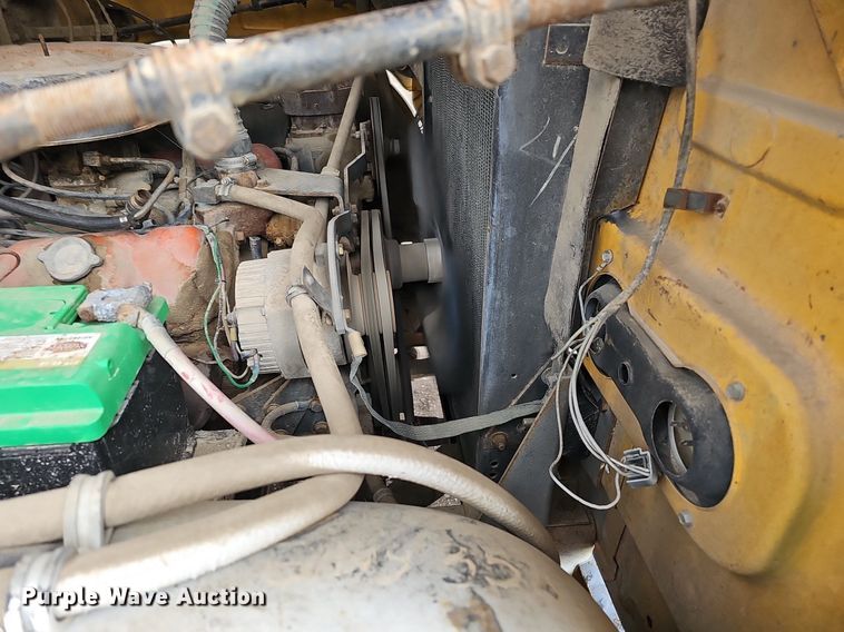 image for item DQ0281 1969 GMC 7500 fuel / lube truck