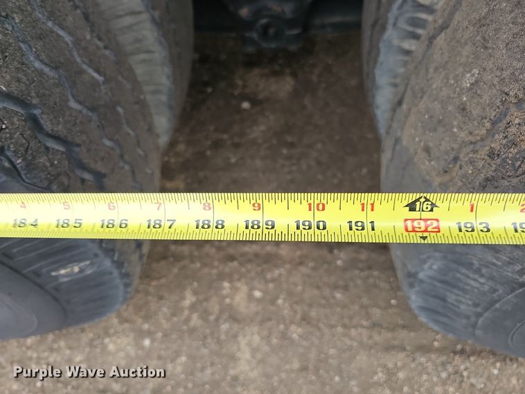 image for item DQ0281 1969 GMC 7500 fuel / lube truck