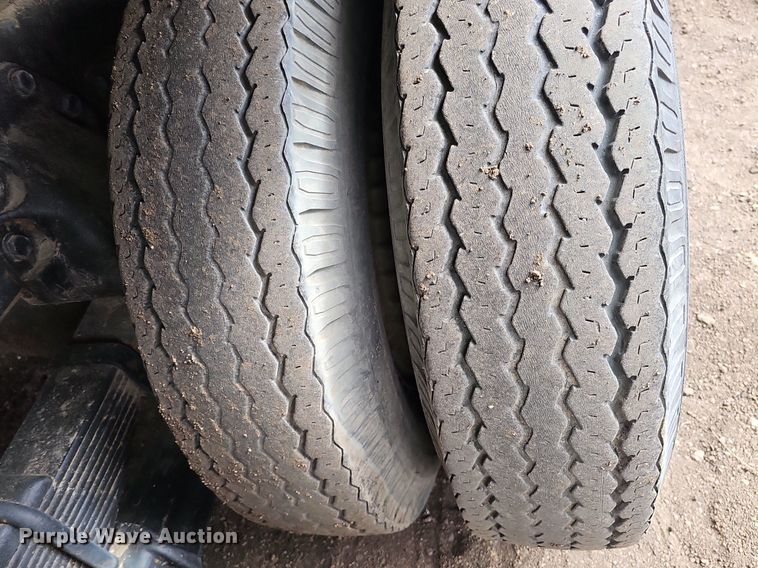 image for item DQ0281 1969 GMC 7500 fuel / lube truck