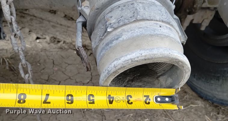 image for item DQ5969 1984 Hobbs HAB-F2-J 1000 pneumatic dry bulk trailer