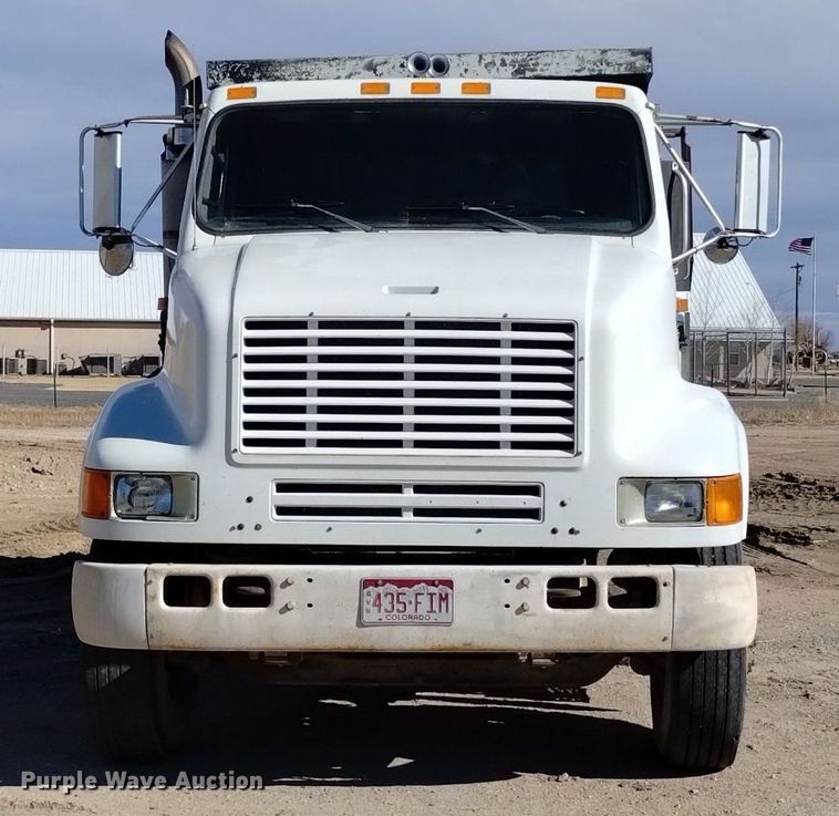 image for item DQ5970 1993 International 8100 dump truck