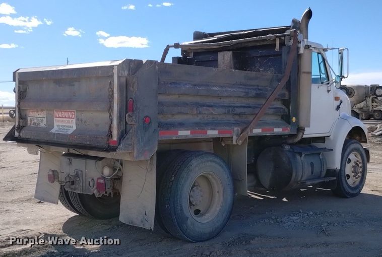 image for item DQ5970 1993 International 8100 dump truck