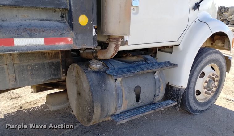 image for item DQ5970 1993 International 8100 dump truck