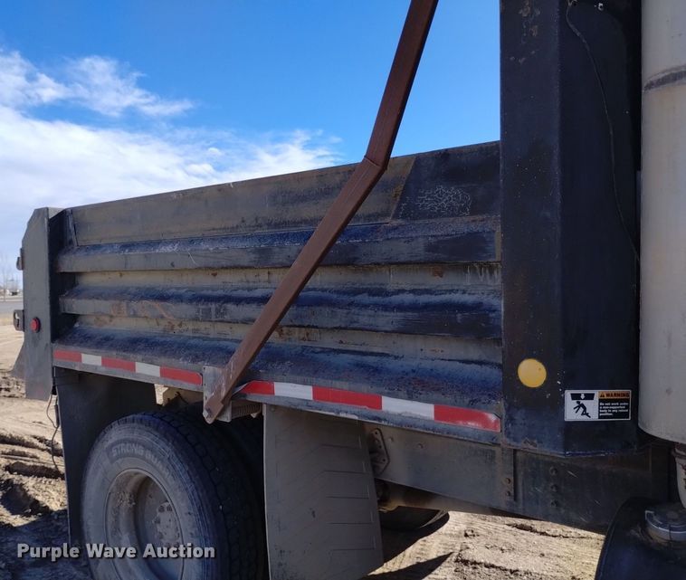 image for item DQ5970 1993 International 8100 dump truck