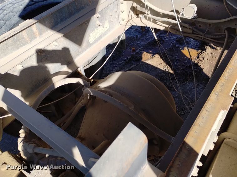 image for item DQ5970 1993 International 8100 dump truck