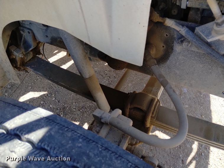 image for item DQ5970 1993 International 8100 dump truck