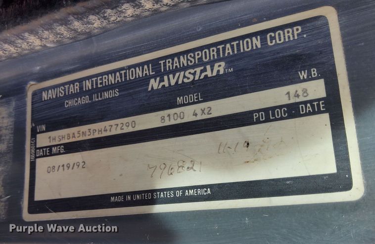 image for item DQ5970 1993 International 8100 dump truck