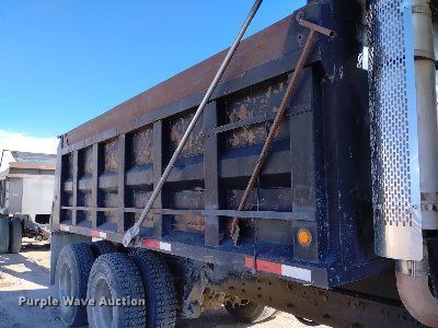 image for item DQ5971 2005 International 9400i dump truck