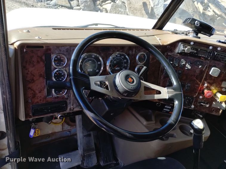 image for item DQ5971 2005 International 9400i dump truck