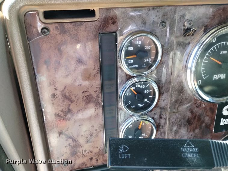 image for item DQ5971 2005 International 9400i dump truck